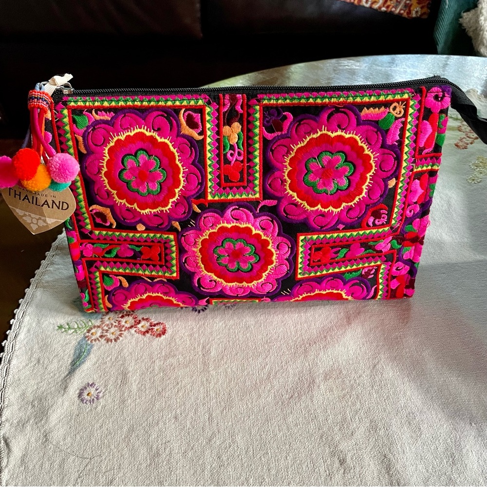 Cosmetic Travel Bag/ Organizer. Hand Embroidered Floral Thai Design. 11.5" x7.5